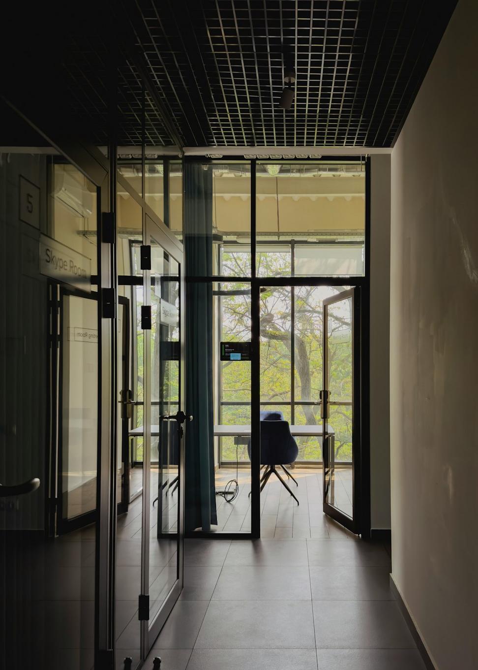Onyx Thor Valquint Studio Interior